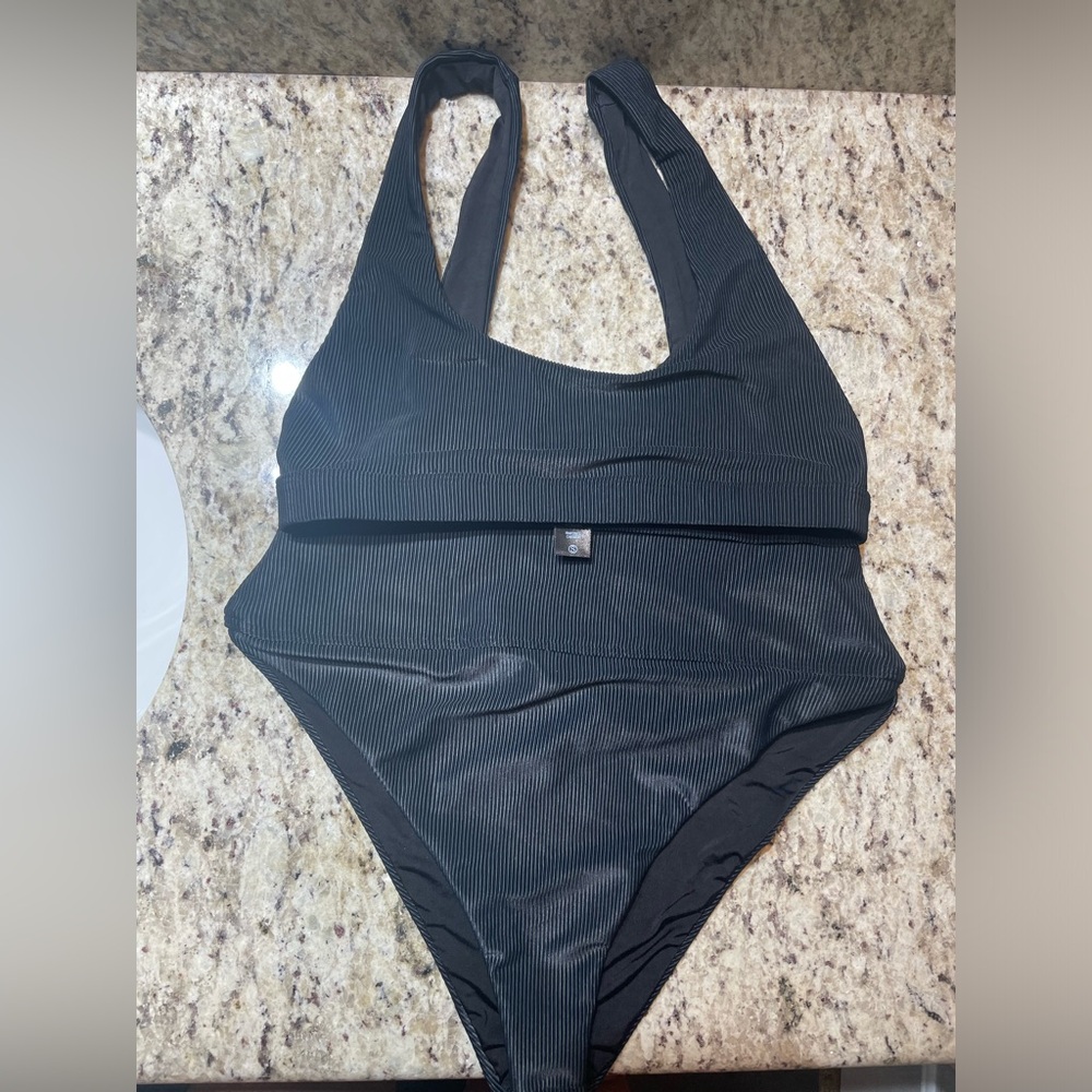 Beach riot bikini set